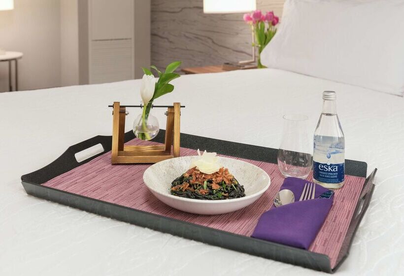 فندق Hilton Garden Inn Ottawa Downtown