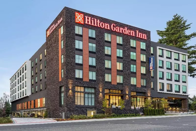 هتل Hilton Garden Inn Seattle Airport