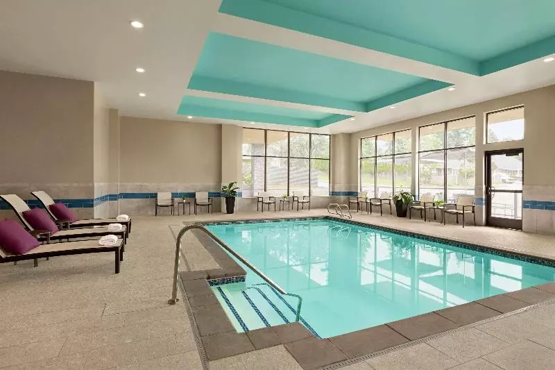 هتل Hilton Garden Inn Seattle Airport
