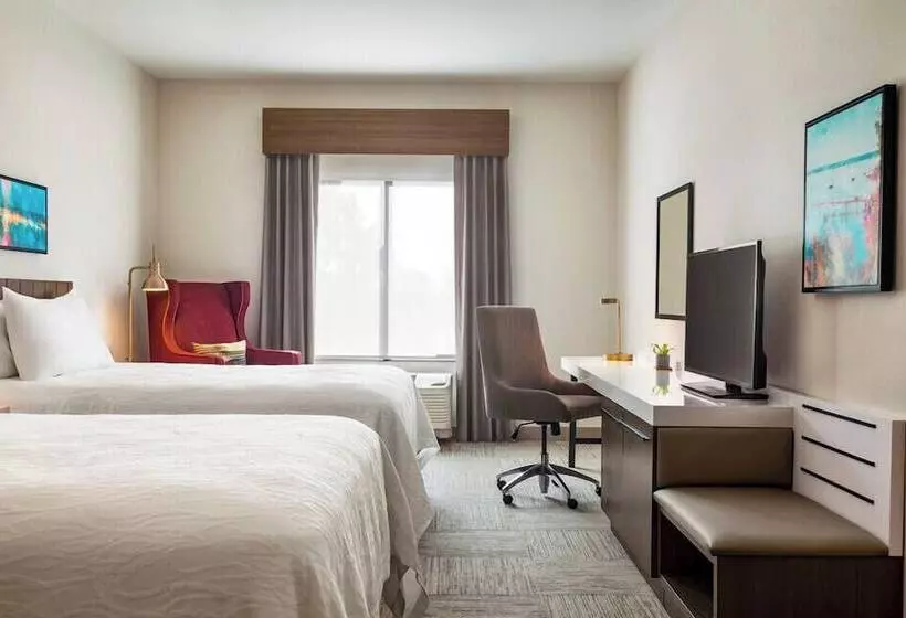 هتل Hilton Garden Inn Seattle Airport