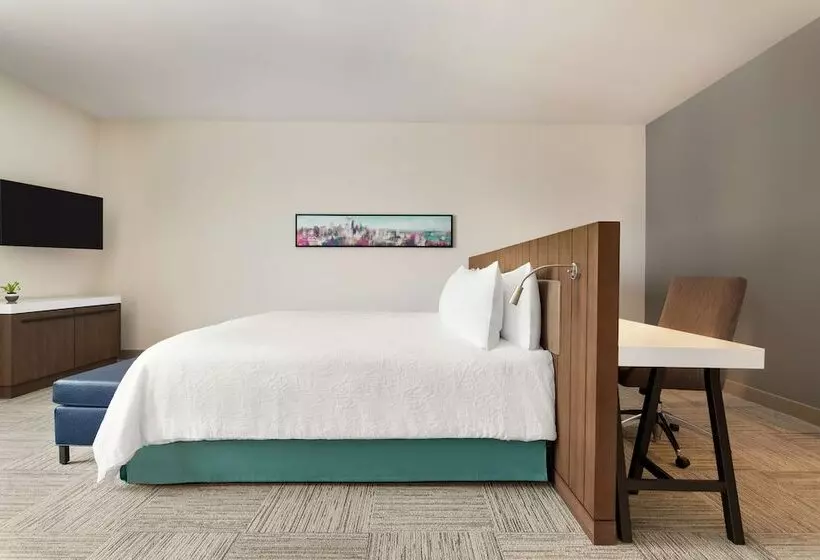 هتل Hilton Garden Inn Seattle Airport