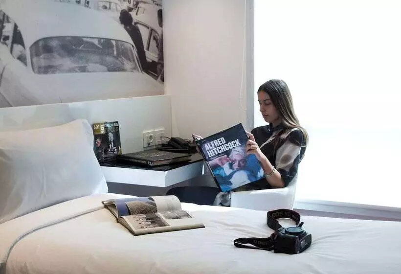 Hotelli Ibis Styles Montevideo Biarritz