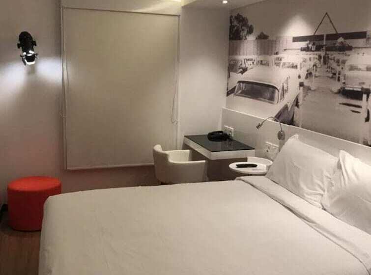 فندق Ibis Styles Montevideo Biarritz