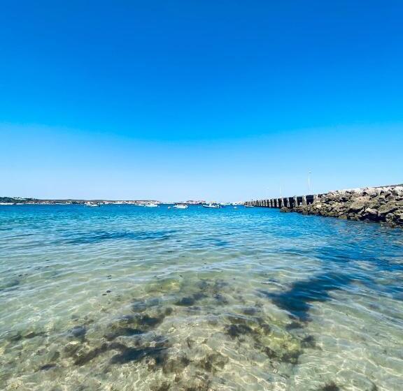 ホテル Mareta Beach House   Boutique Residence