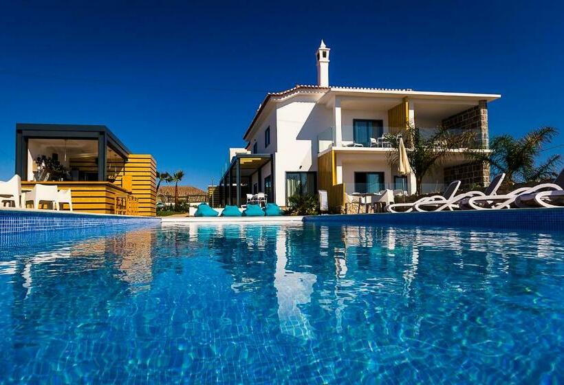 ホテル Mareta Beach House   Boutique Residence