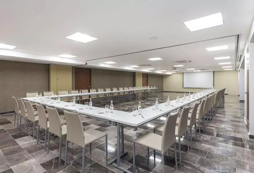 Hotelli NH Collection Merida Paseo Montejo