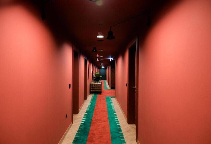 Winery & Design Hotel Roxanich