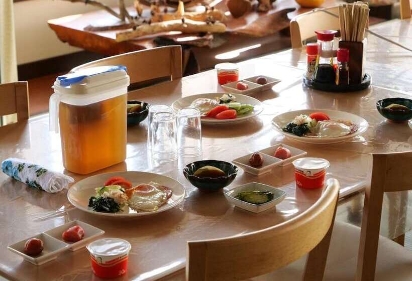 Рёкан 民宿たきた館 Guest House Takita Kan