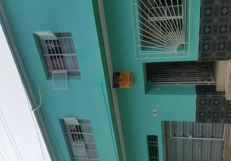 هاستل Hostal Casa Adalberto Y Gretel