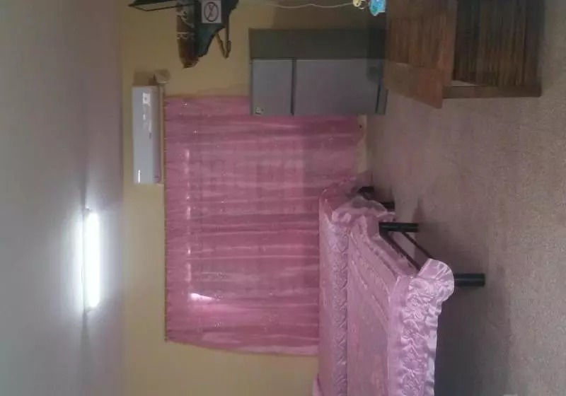 هاستل Hostal Casa Adalberto Y Gretel