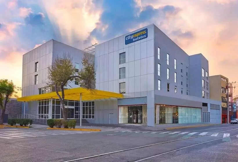 ホテル City Express By Marriott Ciudad De México La Villa