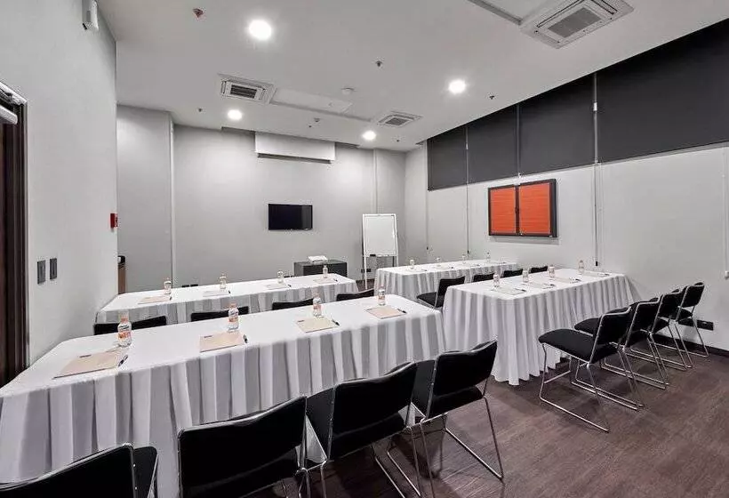 ホテル City Express By Marriott Ciudad De México La Villa