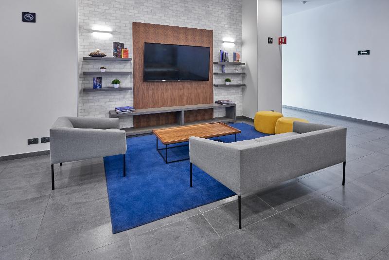 Отель City Express By Marriott Ciudad De México La Villa