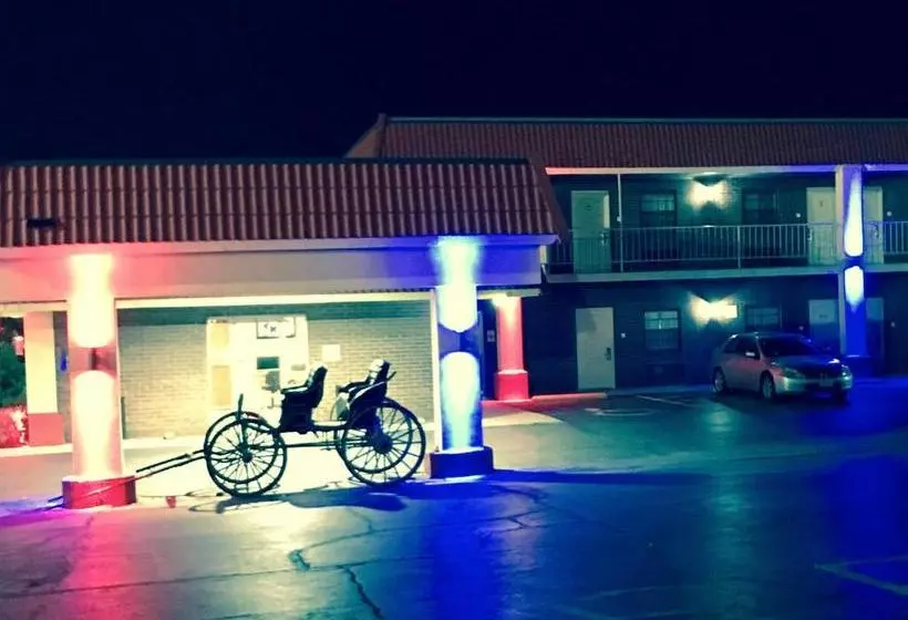 هتل Extended Red Coach El Dorado