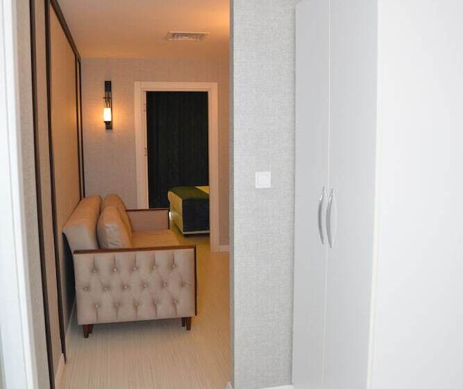 هتل Gardenya Suit