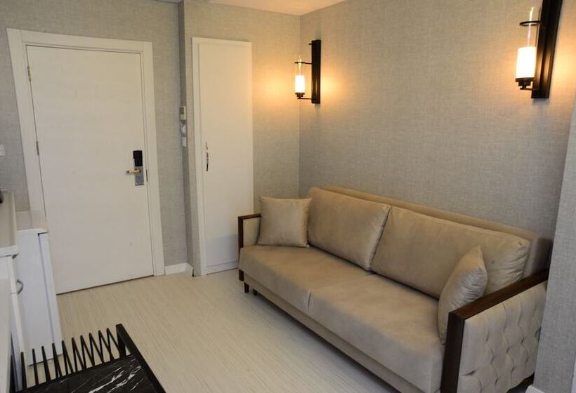 هتل Gardenya Suit