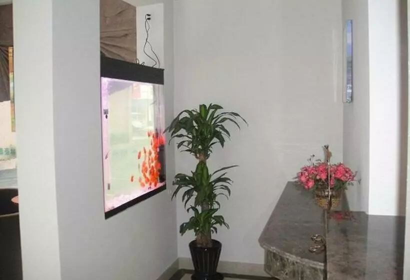 Hotelli Greentree Inn Jiangsu Nanjing Zhongyangmen Railway Station Express