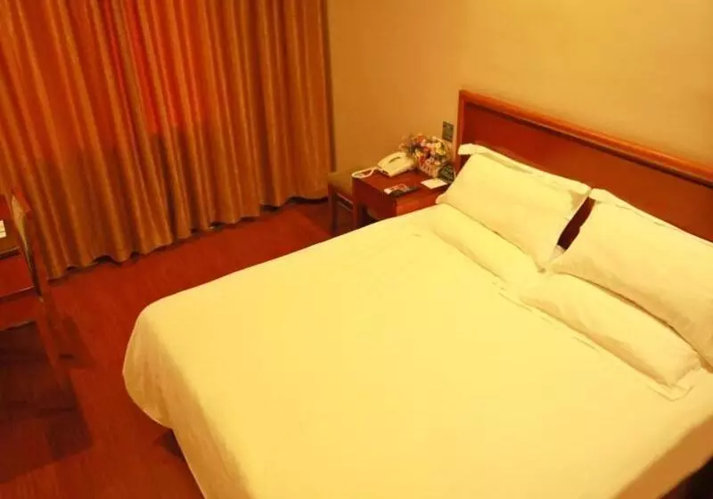 Hotelli Greentree Inn Jiangsu Nanjing Zhongyangmen Railway Station Express