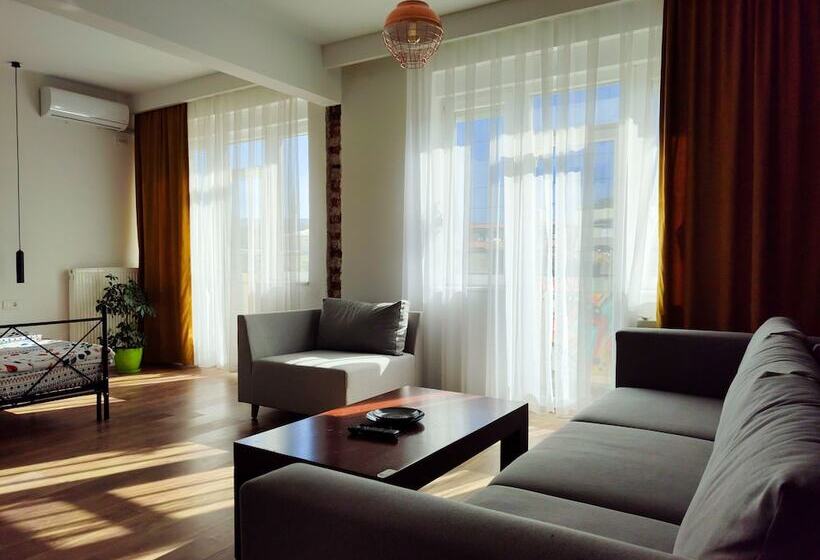 هتل Prishtina Center Hostel