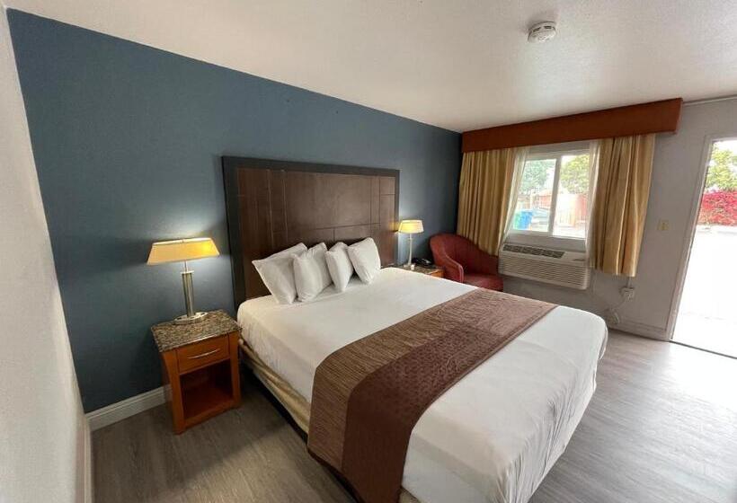 汽车旅馆 Pacific Inn