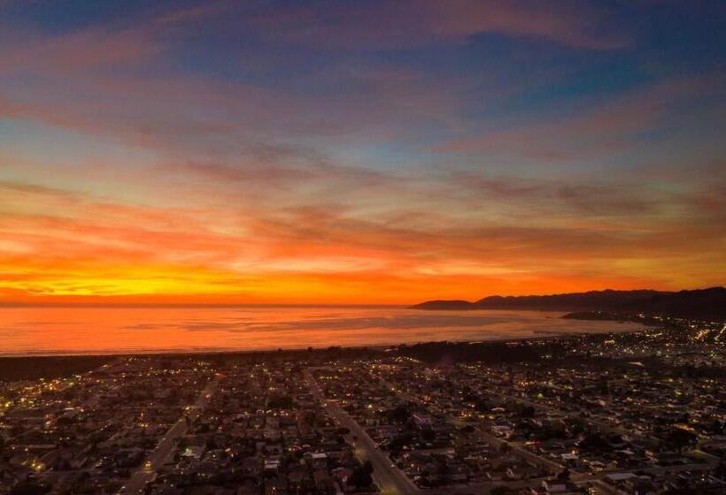 汽车旅馆 Pacific Inn