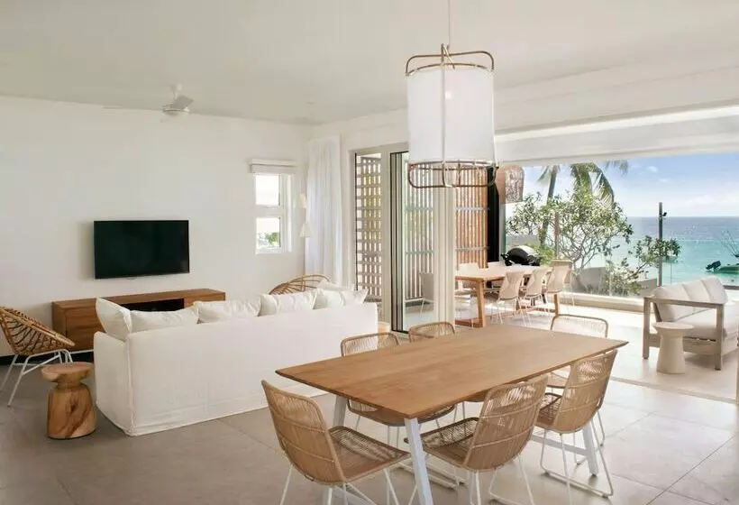 O Biches By Horizon Holidays