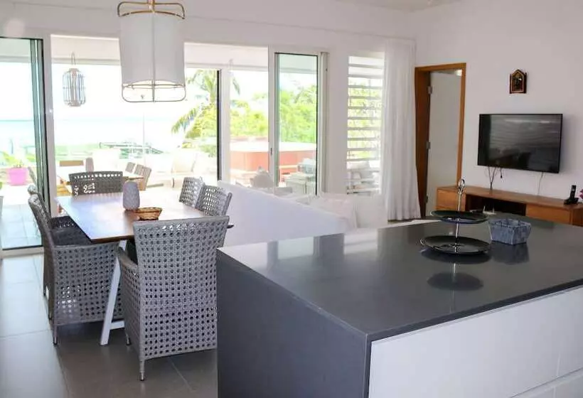 O Biches By Horizon Holidays