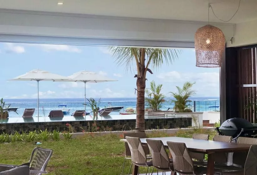 O Biches By Horizon Holidays