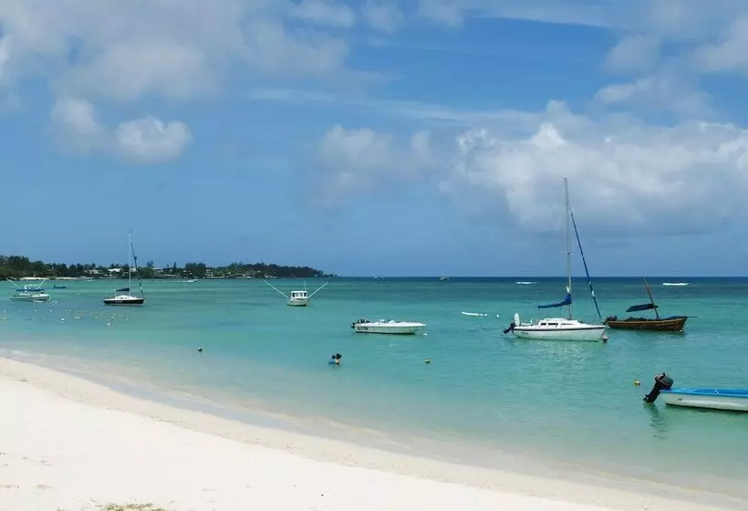 O Biches By Horizon Holidays