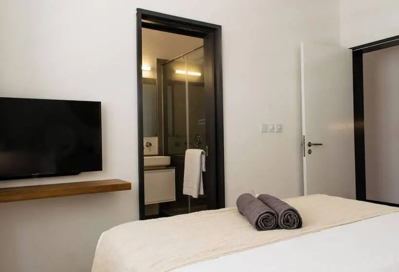 O Biches By Horizon Holidays