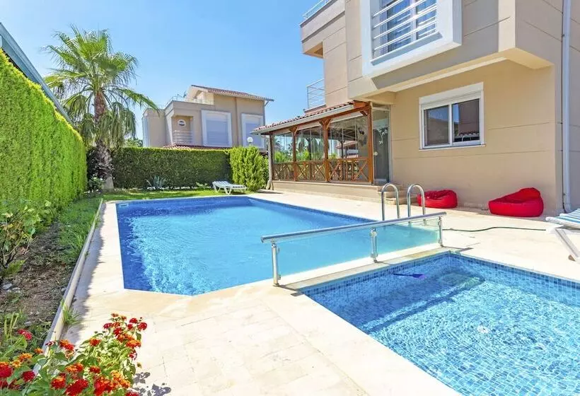 Paradise Town Villa Marina