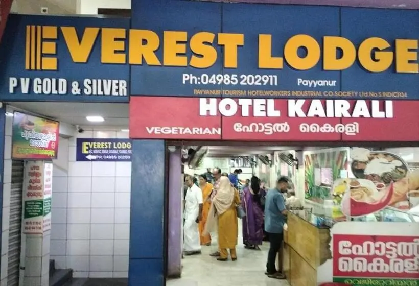 Kapselihotelli Everest Lodge