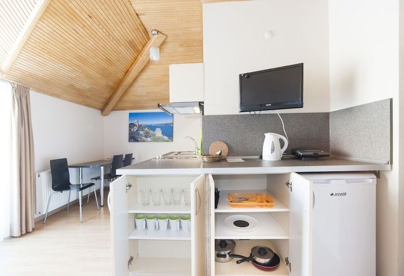 Blueway Hotel Residence