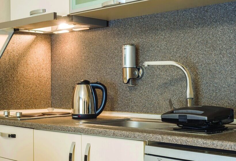 Blueway Hotel Residence