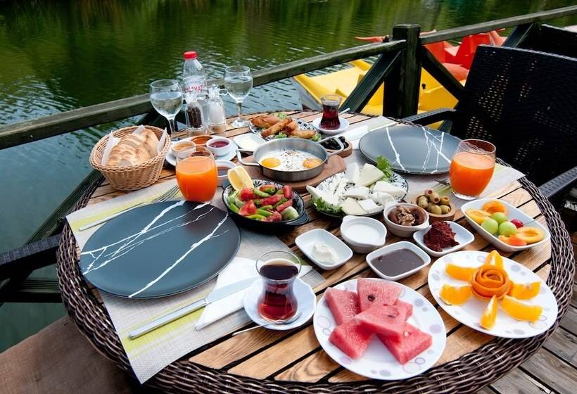 هتل Agva Gizemli Nehir