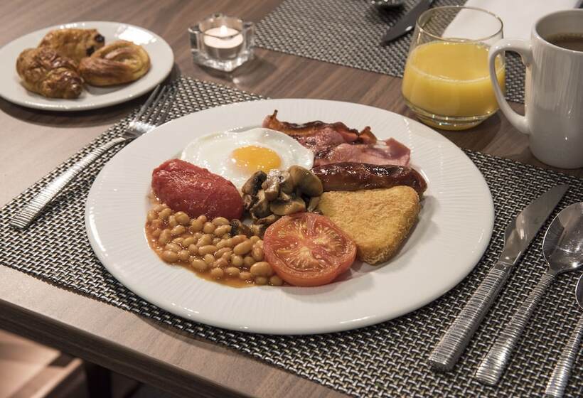 Отель Hilton Garden Inn Birmingham Airport