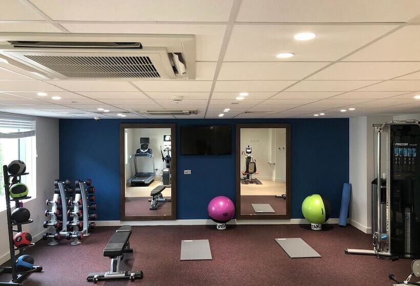 Отель Hilton Garden Inn Birmingham Airport