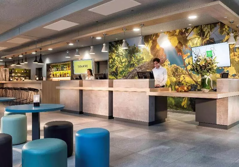 ホテル Ibis Styles Stuttgart Vaihingen