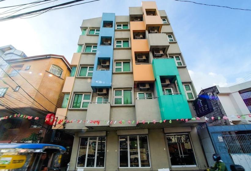 בית מלון כפרי Zen Rooms Malate Nakpil