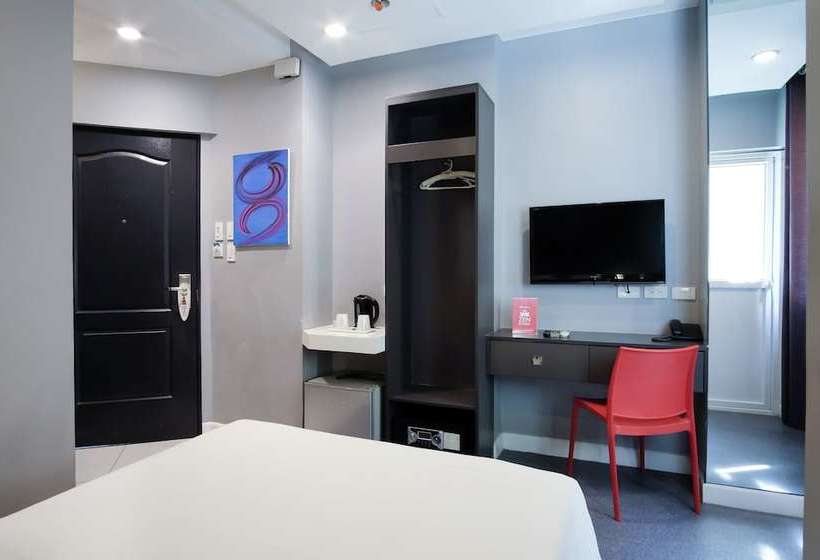 בית מלון כפרי Zen Rooms Malate Nakpil