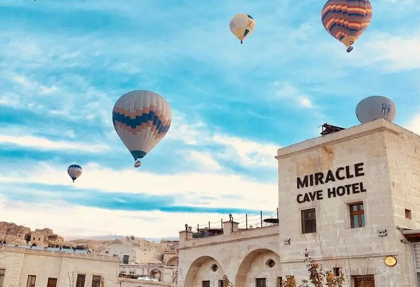 ホテル Milagre Cave Cappadocia
