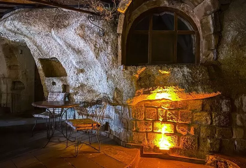 ホテル Milagre Cave Cappadocia