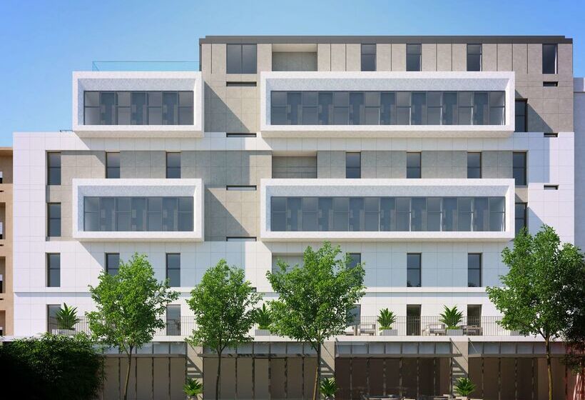 هتل NH Porto Jardim