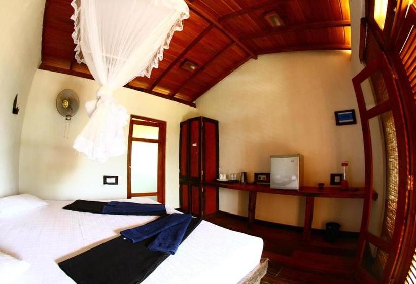 بنسيون Ella Okreech Cottages