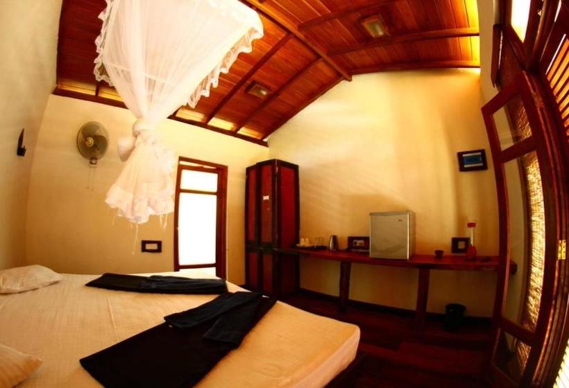 بنسيون Ella Okreech Cottages