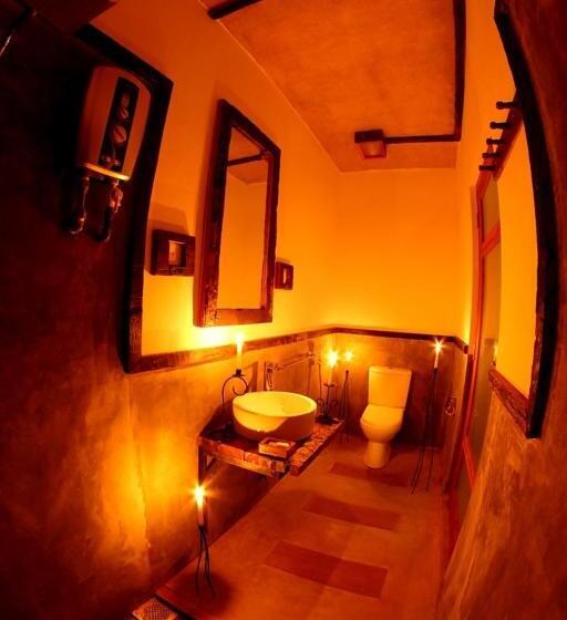 بنسيون Ella Okreech Cottages