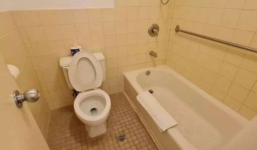 Surestay Hotel By Best Western Guam Airport South