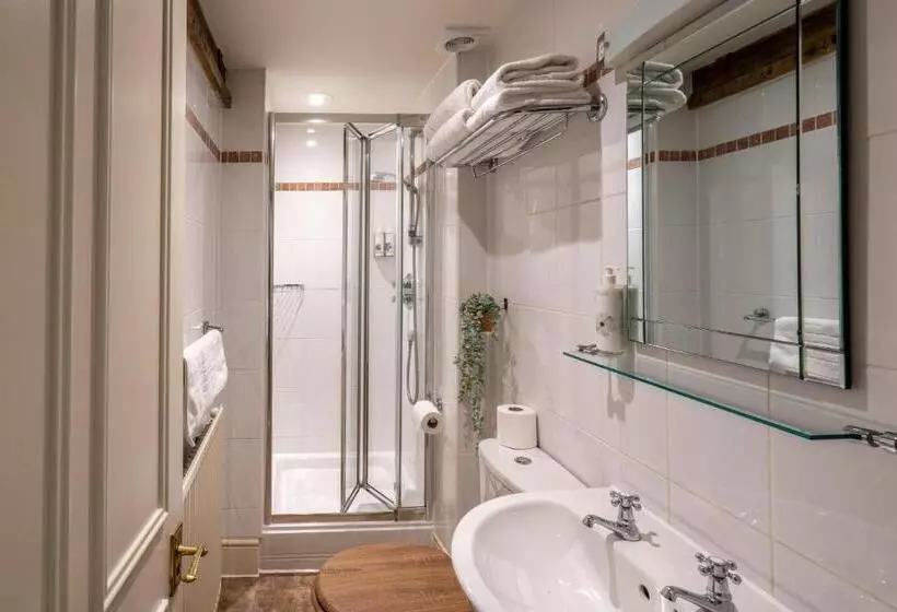 Retkeilymaja Bowl Inn