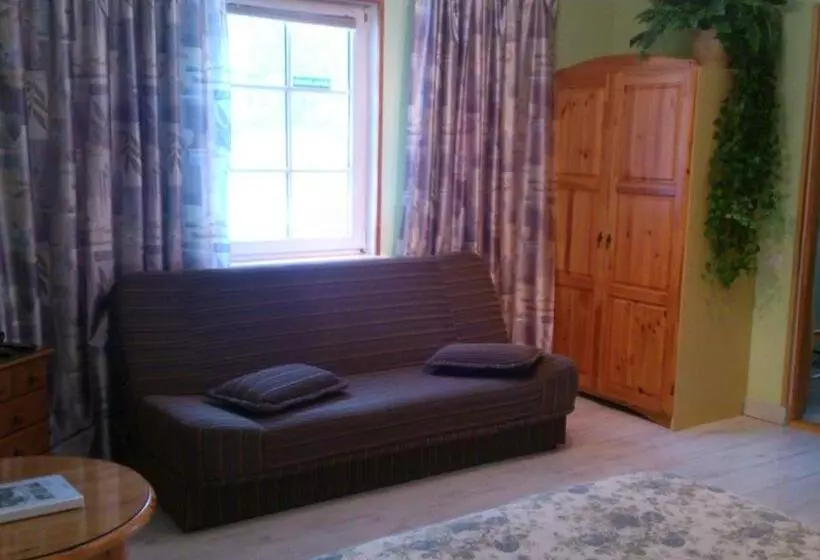 ユースホステル Pansionaat Valentina