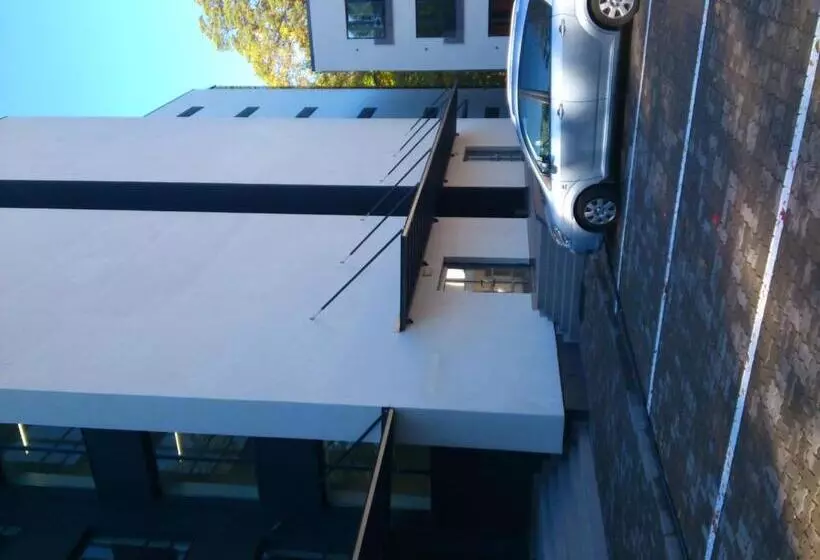 ユースホステル Pansionaat Valentina